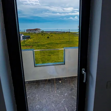 Nibiru Sea View *